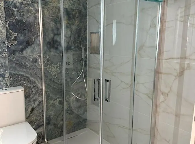 Lujoso Bajo Terasa Piscina Aire Cerca Playa Pueblo