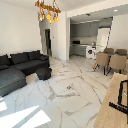 Lujoso Bajo Terasa Piscina Aire Cerca Playa Pueblo *