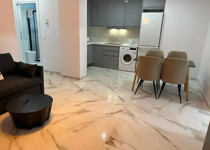 Lujoso Bajo Terasa Piscina Aire Cerca Playa Pueblo